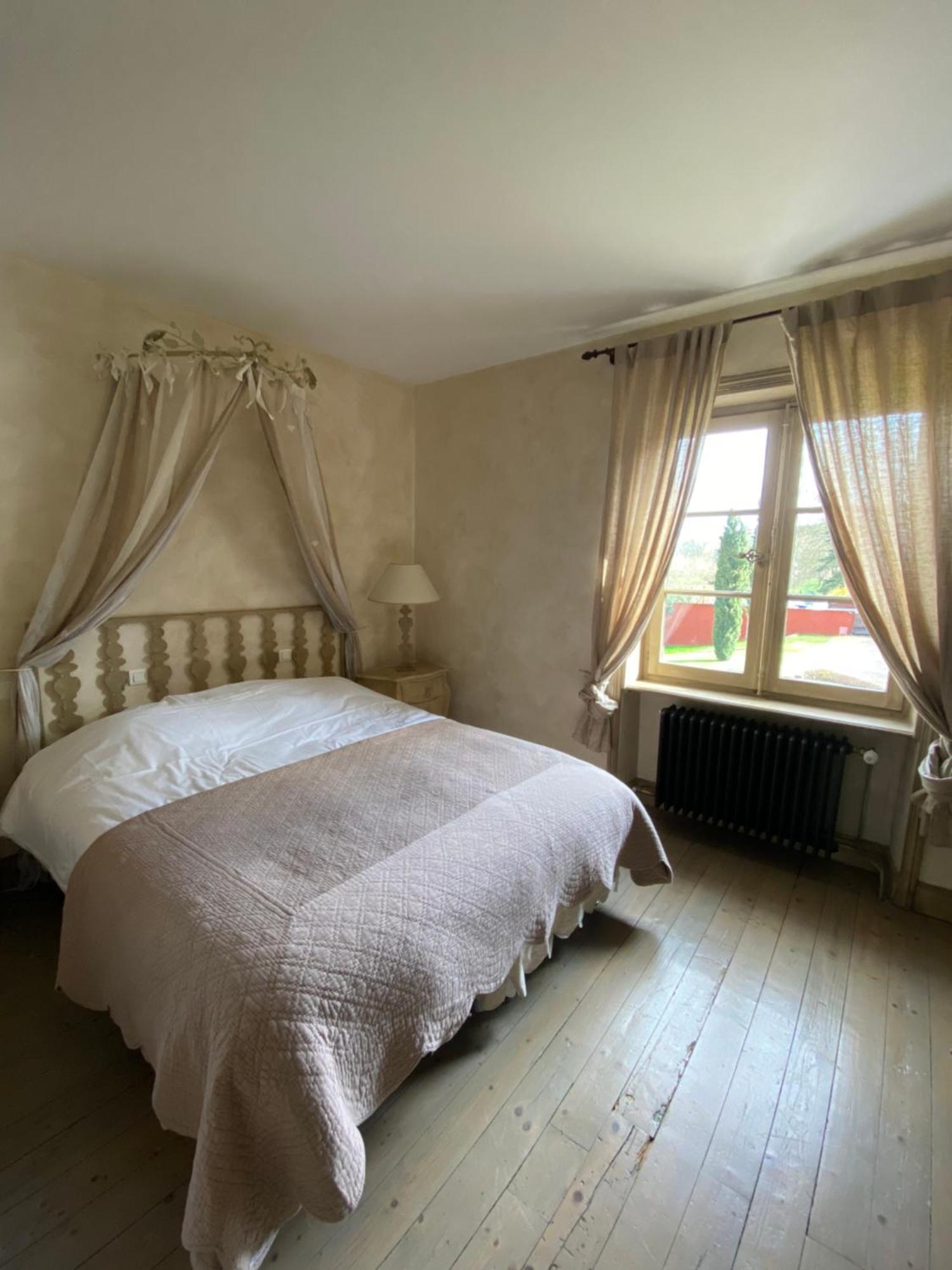 Les Jardins De La Tour Hotel Chatillon-sur-Chalaronne Luaran gambar