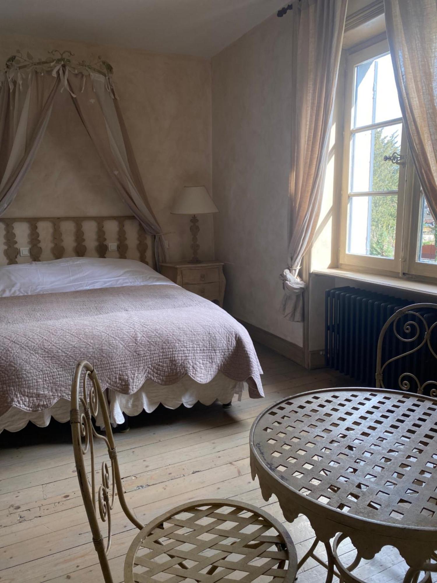 Les Jardins De La Tour Hotel Chatillon-sur-Chalaronne Luaran gambar