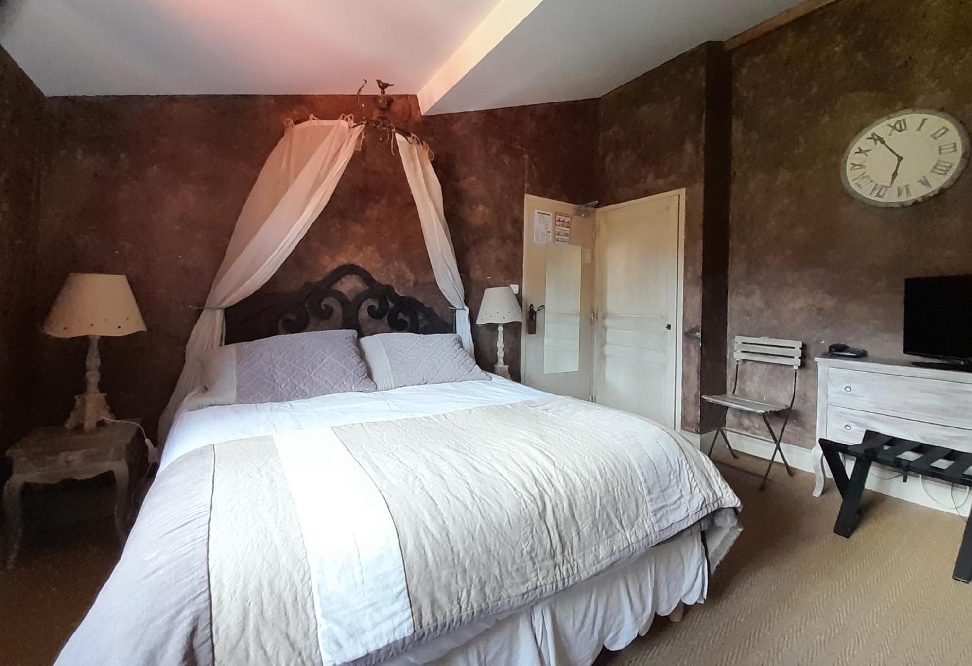 Les Jardins De La Tour Hotel Chatillon-sur-Chalaronne Luaran gambar