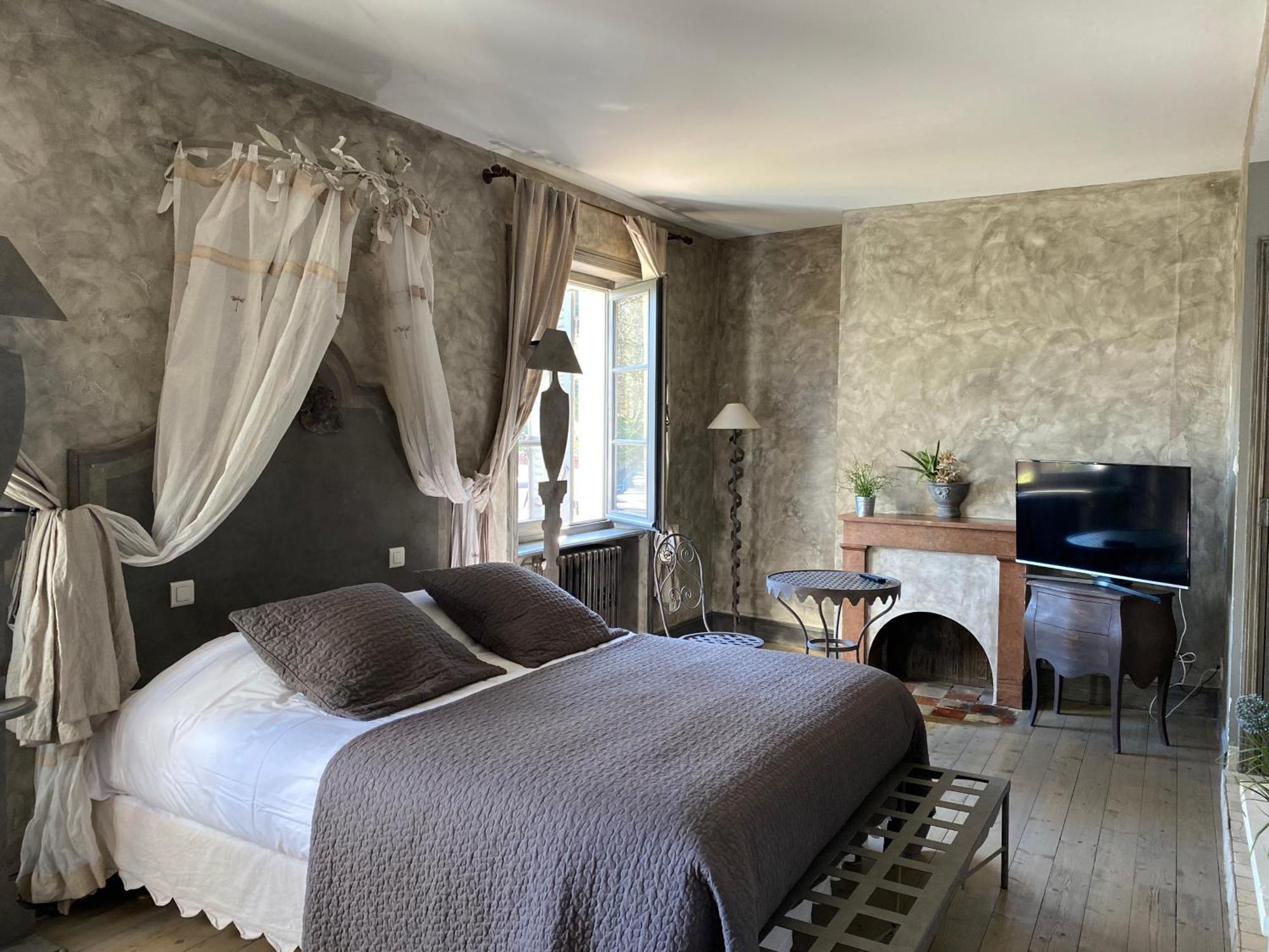 Les Jardins De La Tour Hotel Chatillon-sur-Chalaronne Luaran gambar